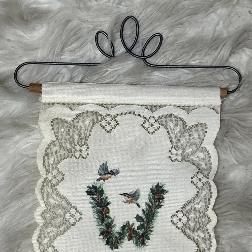 Welcome Red Cardinal Bird Door Hanger Wall Lace Nature Holly Berry Granny 33